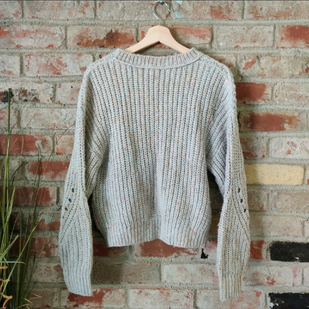 PointSur Chunky Ribbed Sweater - Picture 2 of 10